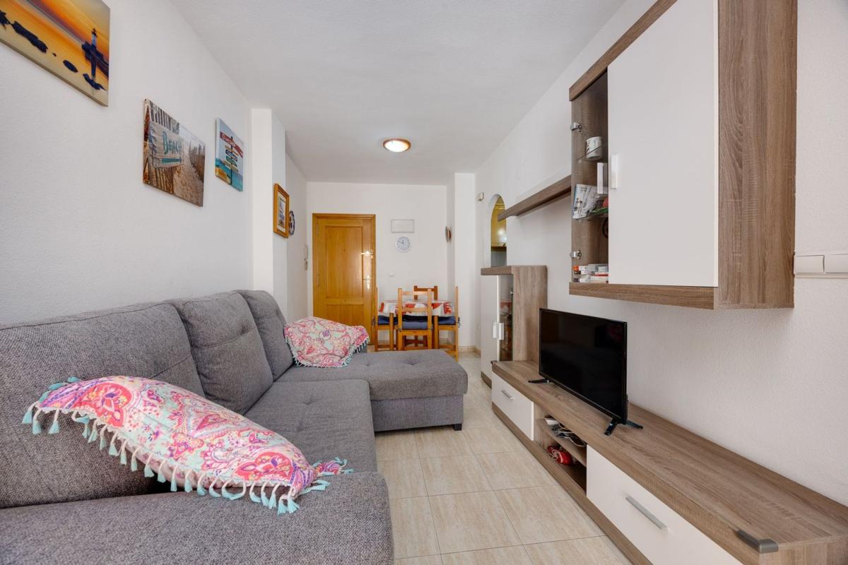 Продажа квартиры на Piso en Calle Maestro Francisco Casanovas, 2, Antonio Machado, Torrevieja, Торревьеха
 photo 3
