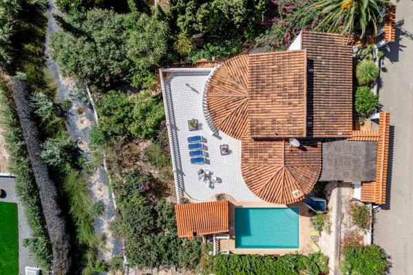 Casa o chalet independiente en Congre El, 14, Cala Advocat - Baladrar, Benissa photo 1