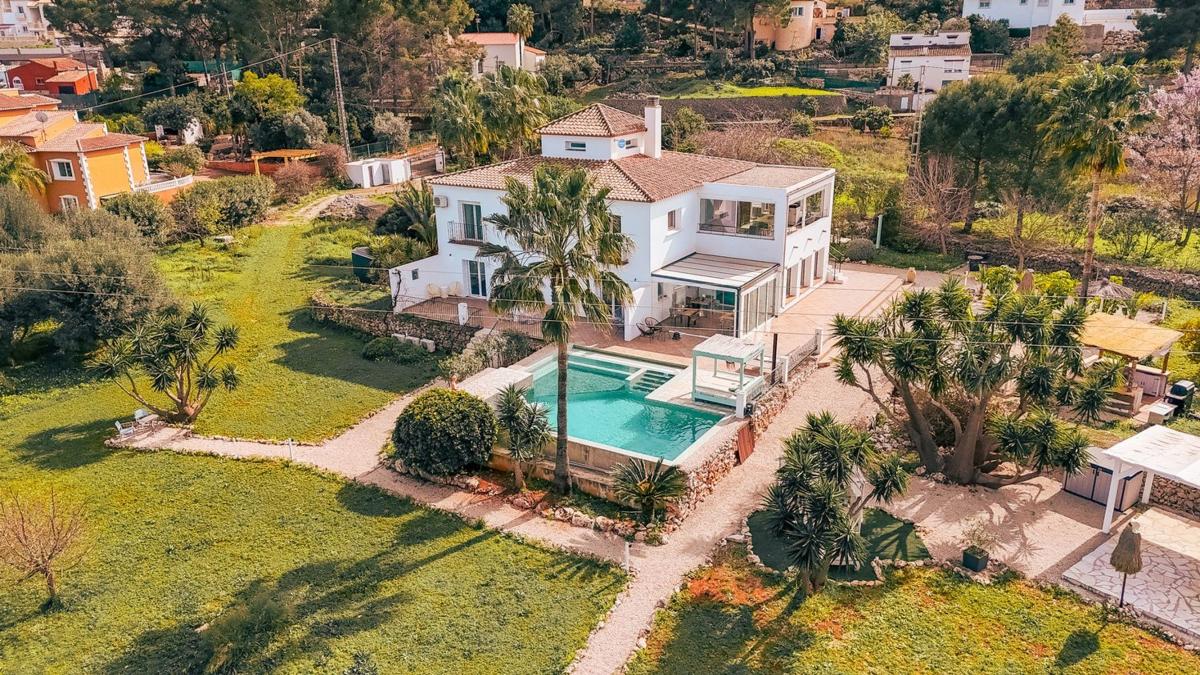 Propiedades en venta y alquiler en España photo 1