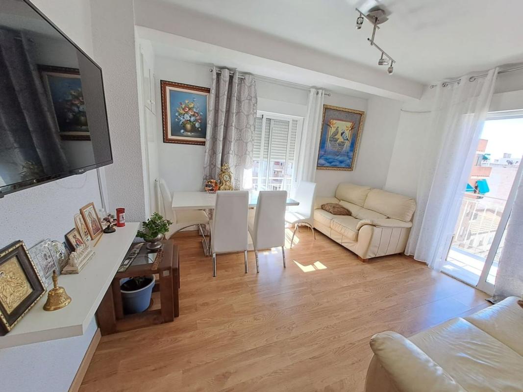 Продажа квартиры на Piso en Calle Aurelio Coquillat Pascual, Reina Victoria-Miguel Hernández, Elche / Elx, Эльче / Эльх
photo 3