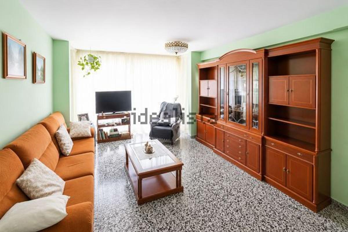 Venta de piso en Benalúa-La Florida-Babel-San Gabriel, Alicante / Alacant
photo 1