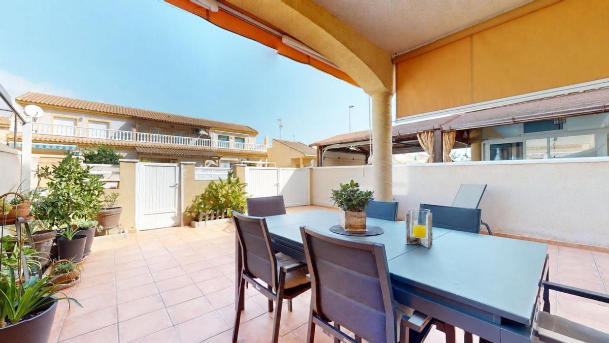 Properties for sale and rent in Spain photo 2
