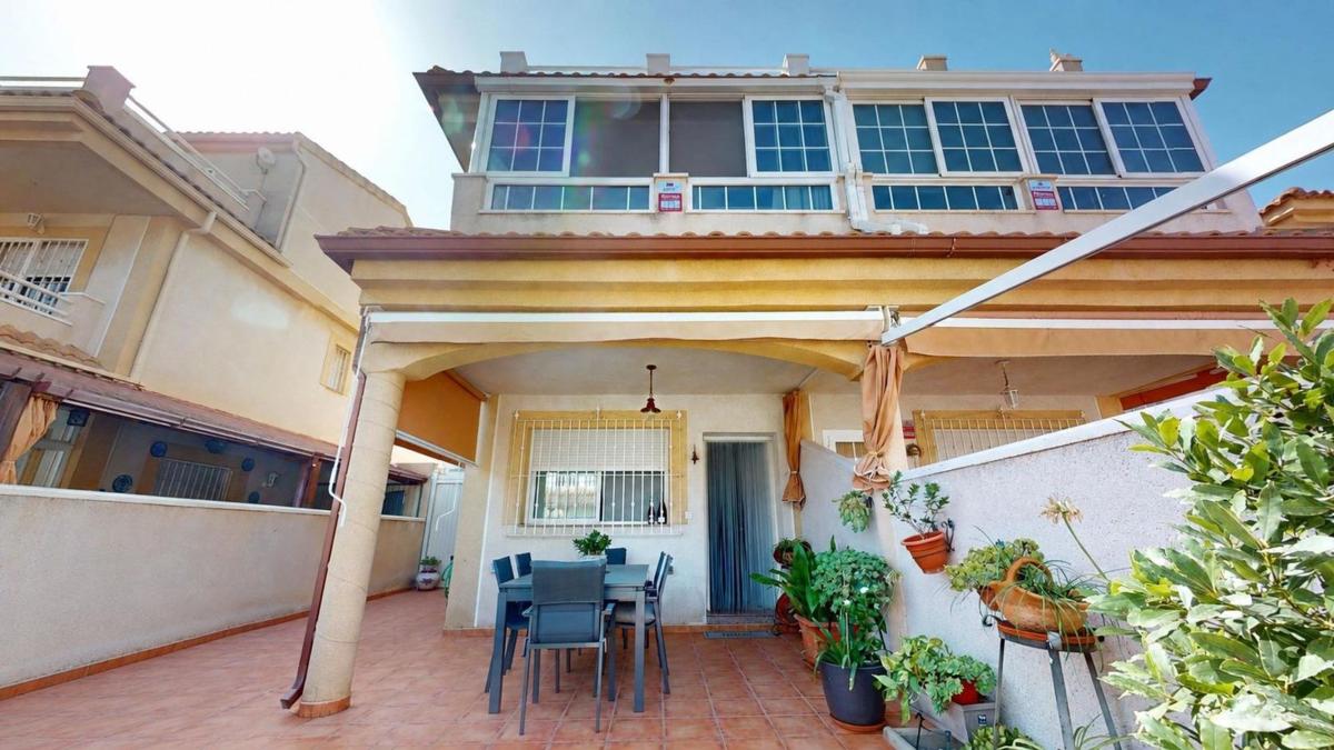 Properties for sale and rent in Spain photo 4