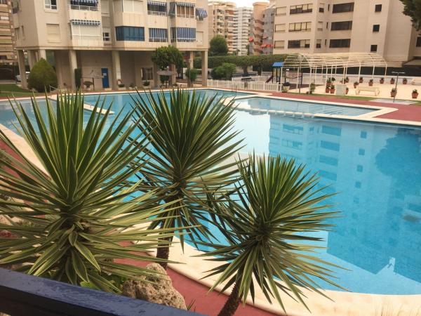 Sprzedaż mieszkania w Piso en Avenida de la Costa Blanca, 81, Cabo de las Huertas, Alicante / Alacant, Alicante / Alacant
 photo 1