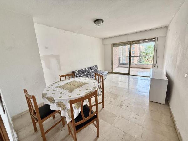 Venta de piso en Piso en Pueblo Levante, Benidorm, Benidorm
thumbnail 3