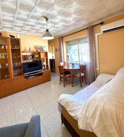 Sale of flat in Piso en Avenida Alcoi, Campoamor, Alicante / Alacant, Alicante
photo 1