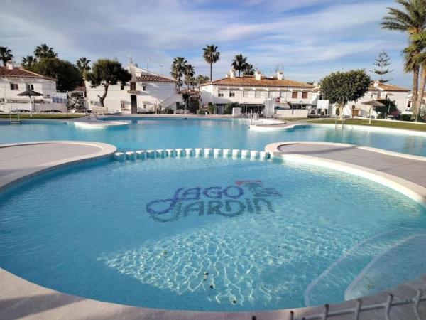 Venta de piso en Piso en urbanización lago jardín I, los balcones,manzana II, 174, Los Balcones - Los Altos del Edén, Torrevieja, Torrevieja
 photo 1