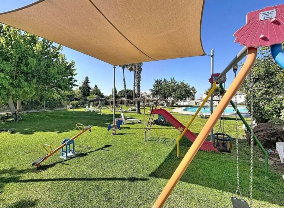 Продажа квартиры на Piso en urbanización lago jardín I, los balcones,manzana II, 174, Los Balcones - Los Altos del Edén, Torrevieja, Торревьеха
 photo 2