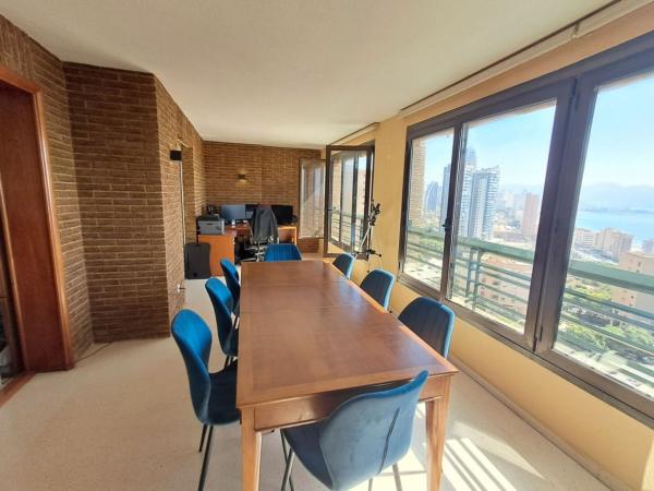 Venta de piso en Piso en Playa de Poniente, Benidorm, Benidorm
thumbnail 2