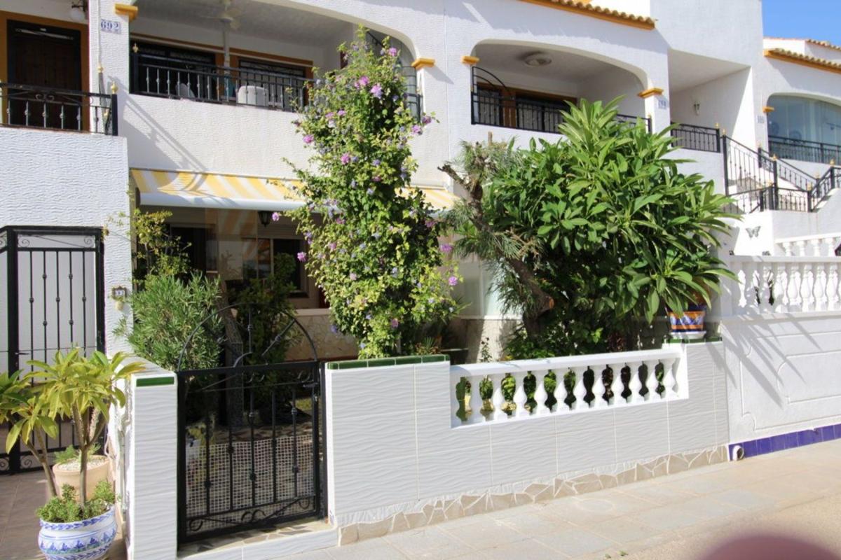 Продажа квартиры на Piso en Desamparados-Hurchillo-Torremendo, Orihuela, Ориуэла
 photo 2