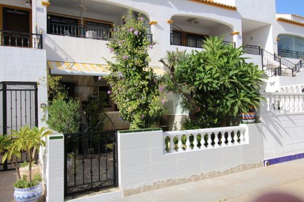Sale of flat in Piso en Desamparados-Hurchillo-Torremendo, Orihuela, Orihuela
 photo 2