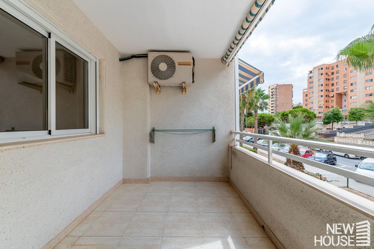 Venta de piso en Piso en Calle Arpón, Cabo de las Huertas, Alicante / Alacant, Alicante / Alacant
 photo 4