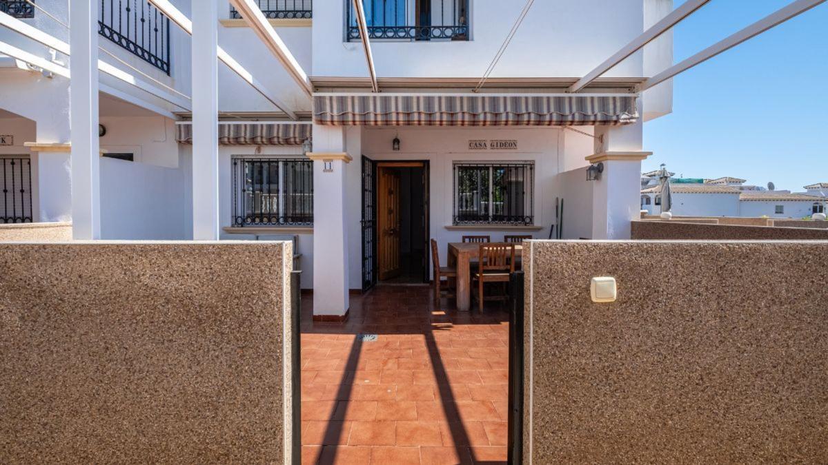 Sale of apartment in Piso en Calle Almoravides-ciñuelica, La Ciñuelica - Villa Rosa, Orihuela, Orihuela
photo 3