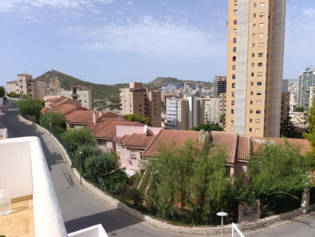 Venta de piso en Piso en Calle de la Ermita, 1, Playa de Poniente, Benidorm, Benidorm
photo 2