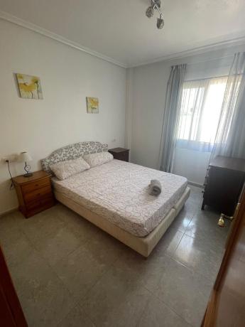 Venta de piso en Piso en Avenida de las Cortes Valencianas, Daya Vieja, Daya Vieja
 photo 1