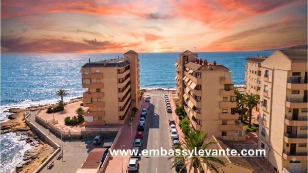 Sprzedaż mieszkania w Piso en Calle Bogavante, Cabo Cervera, Torrevieja, Torrevieja
 photo 1