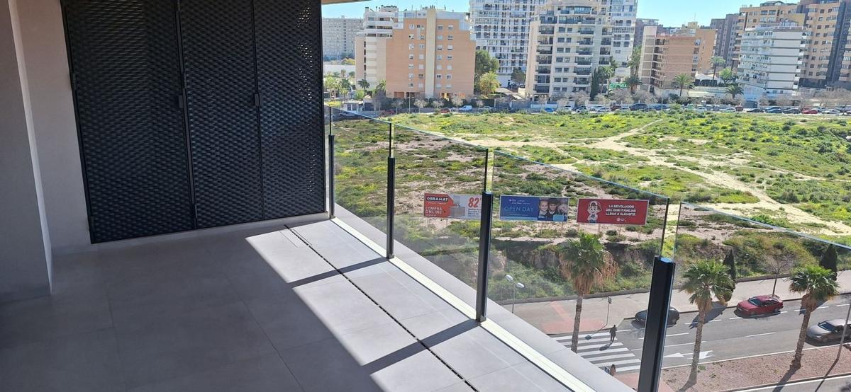 Sprzedaż mieszkania w Piso en Calle Periodista Asunción Valdés, 13, Playa de San Juan, Alicante / Alacant, Alicante / Alacant
photo 5