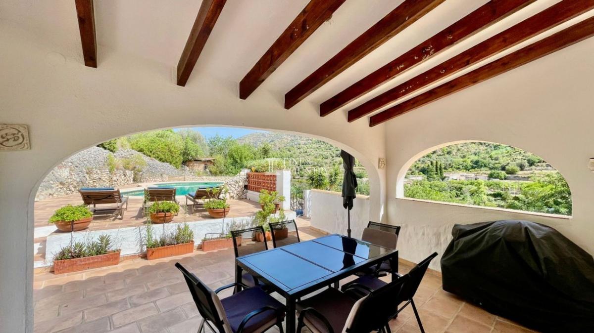 Properties for sale and rent in Spain photo 2