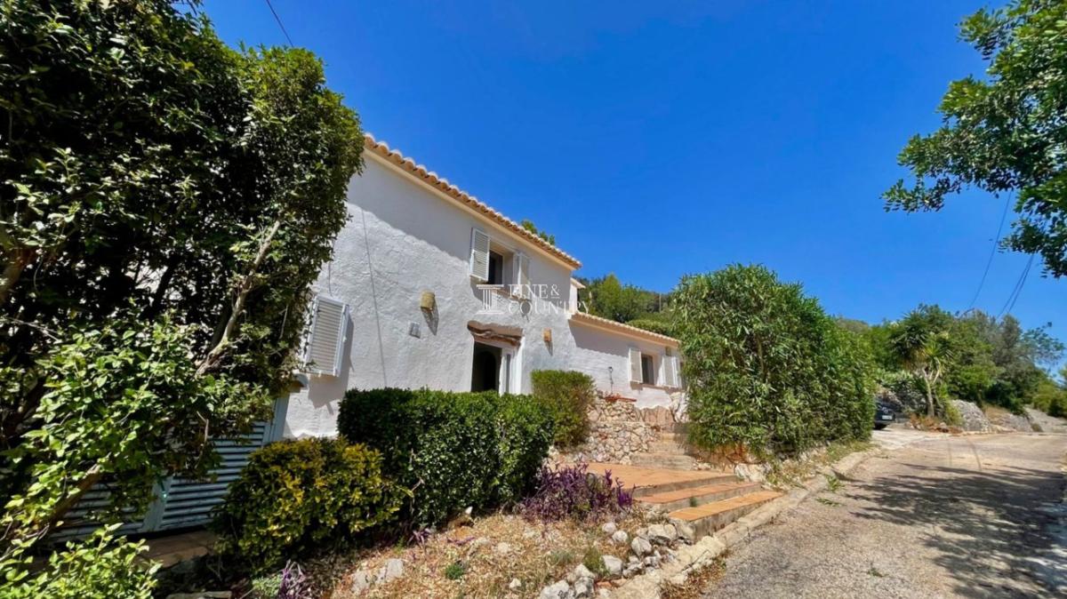 Properties for sale and rent in Spain photo 3