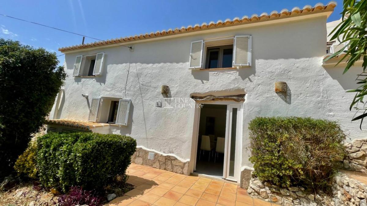 Properties for sale and rent in Spain photo 5