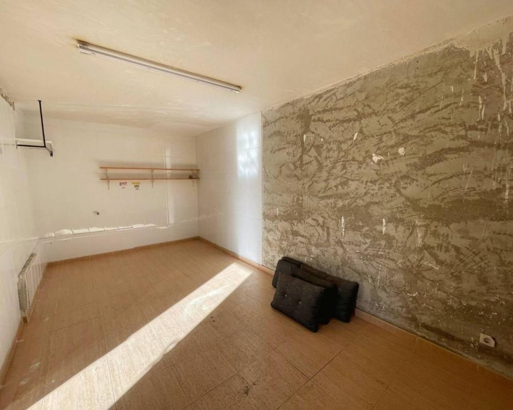 Properties for sale and rent in Spain photo 4