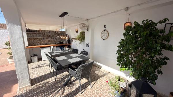 Chalet independiente en venta en Casa o chalet en La Siesta - El Salado - Torreta, Torrevieja, Torrevieja
thumbnail 2
