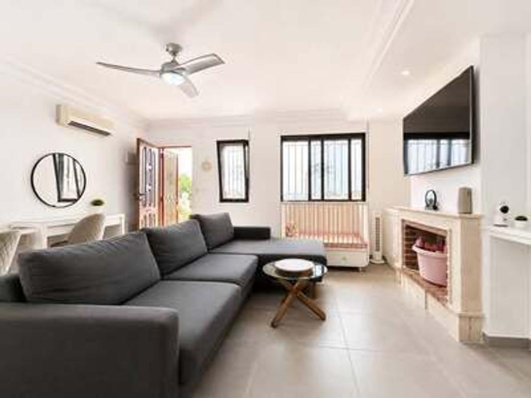 Properties for sale and rent in Spain photo 5
