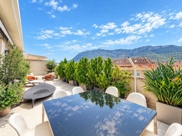 Penthouse for sale at Ático en Avenida Juan Chabás, Saladar, Denia, Denia photo 1