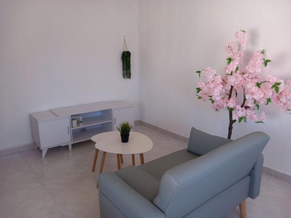 Chalet adosado en Avenida Deva, 81, La Siesta - El Salado - Torreta, Torrevieja photo 1