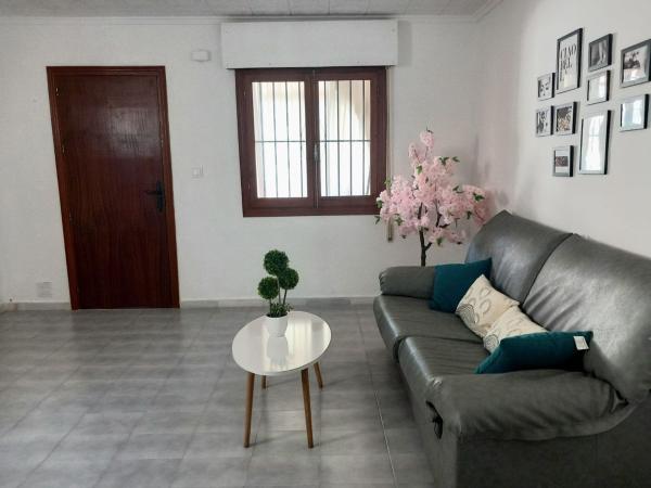 Chalet adosado en Avenida Deva, 81, La Siesta - El Salado - Torreta, Torrevieja photo 4