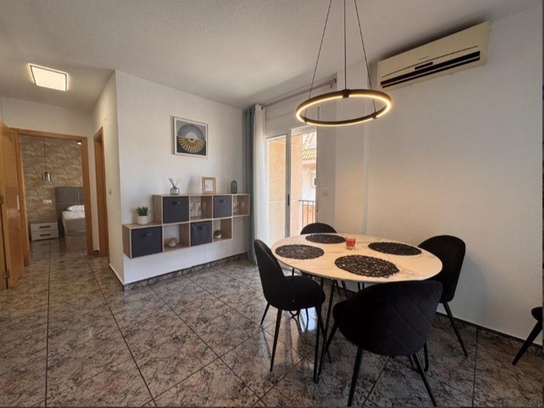Продажа квартиры на Piso en Calle José Hódar, Playa de los Náufragos, Torrevieja, Торревьеха
photo 5