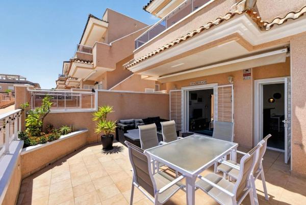 Sprzedaż mieszkania w Piso en Los Balcones - Los Altos del Edén, Torrevieja, Torrevieja
 photo 1