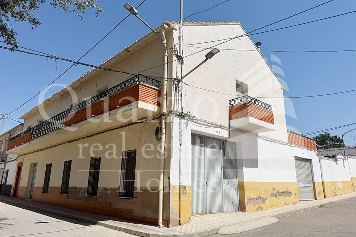 Propiedades en venta y alquiler en España photo 2