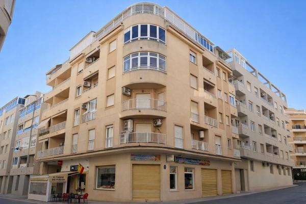 Apartment for sale in  Cure Beach , Torrevieja photo 2