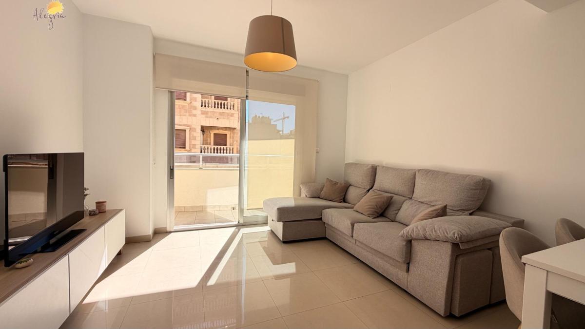 Sale of apartment in Piso en Calle San Policarpo, Parque de las Naciones, Torrevieja, Torrevieja
photo 5