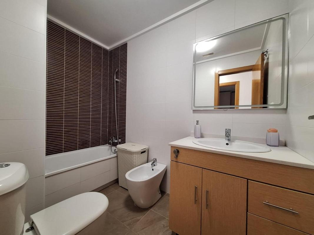 Sale of apartment in Piso en Calle San Julián, Puerto Deportivo, Torrevieja, Torrevieja
photo 4