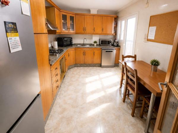 Sale of flat in Lower Carolinas, Alicante
 photo 2