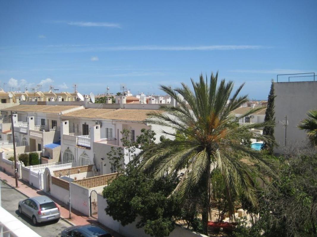 Sale of apartment in Piso en Avenida Habaneras - Curva de Palangre, Torrevieja, Torrevieja
photo 1