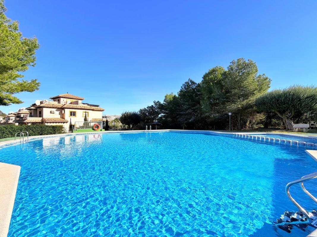 Venta de chalet adosado en Las Filipinas , Orihuela photo 1