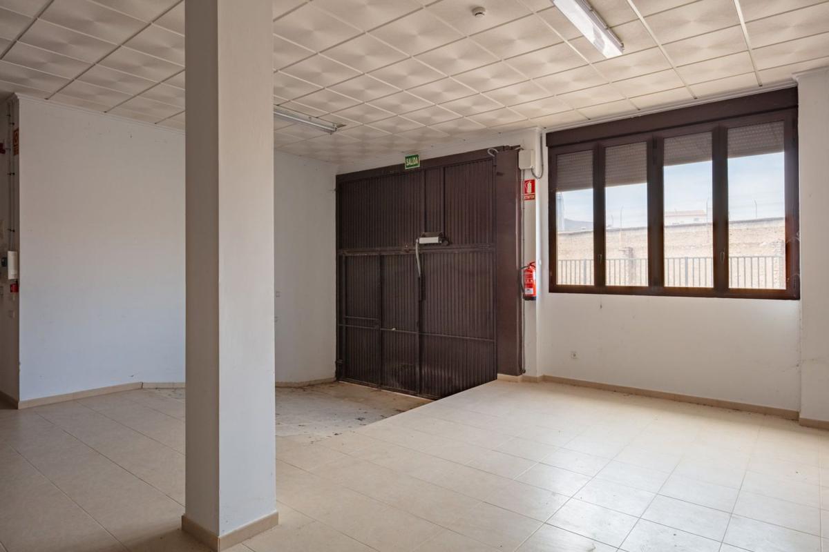 Properties for sale and rent in Spain photo 3