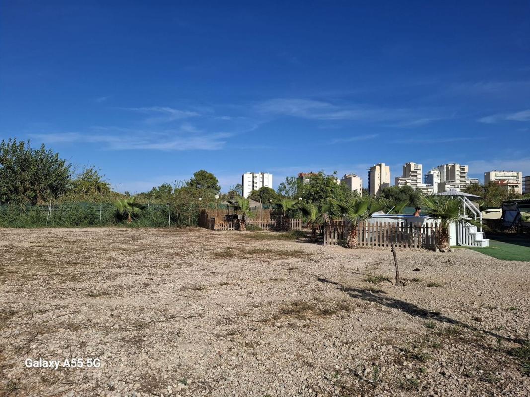 Terreno en venta en Guardamar del Segura, Alicante photo 2