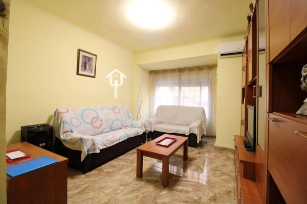 Sale of flat in Piso en Calle Ingeniero Sanchiz Pujalte, Campoamor, Alicante / Alacant, Alicante
thumbnail 2