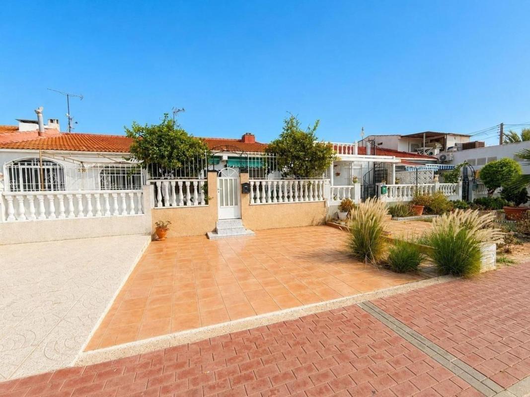 Properties for sale and rent in Spain photo 1