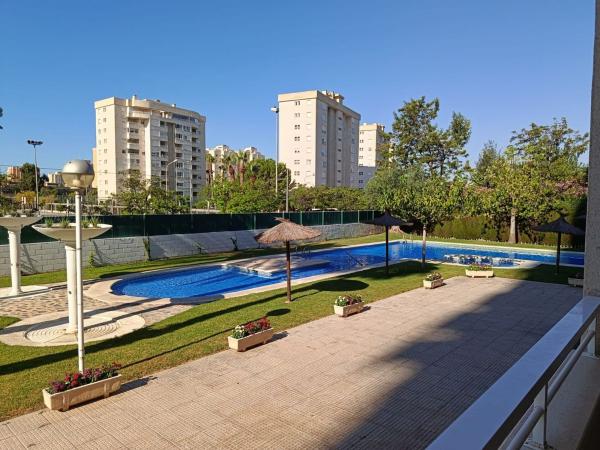 Venta de piso en Piso en Oviedo, 12, Playa de San Juan, Alicante / Alacant, Alicante / Alacant
 photo 1