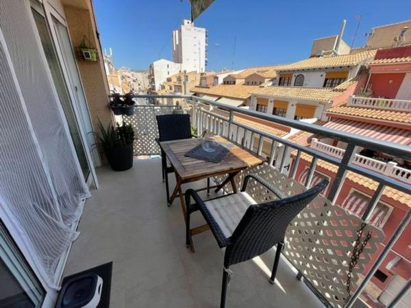 Venta de piso en Piso en Calle Sant Pere, Campello Playa, El Campello, El Campello
thumbnail 3