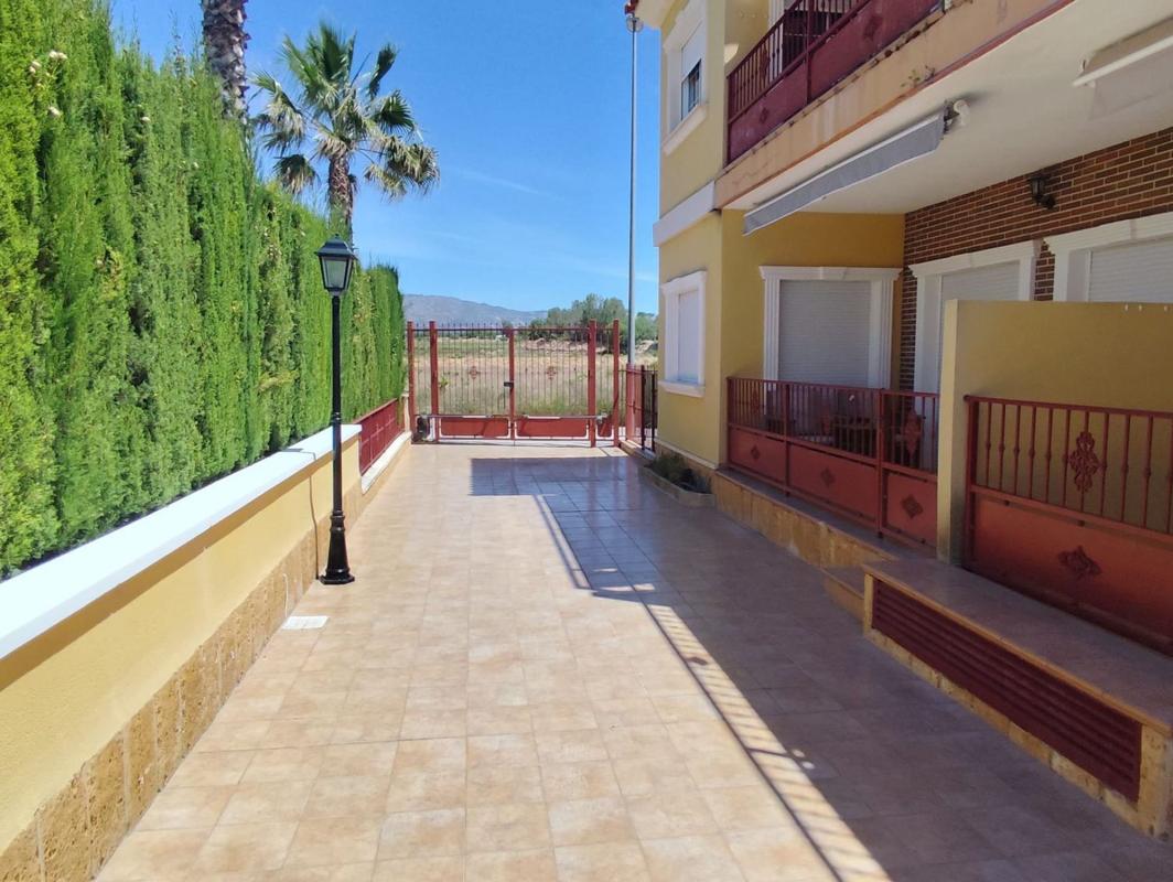 Venta de piso en Piso en jardines de ubeda s/n, Pinoso, Pinoso
photo 2
