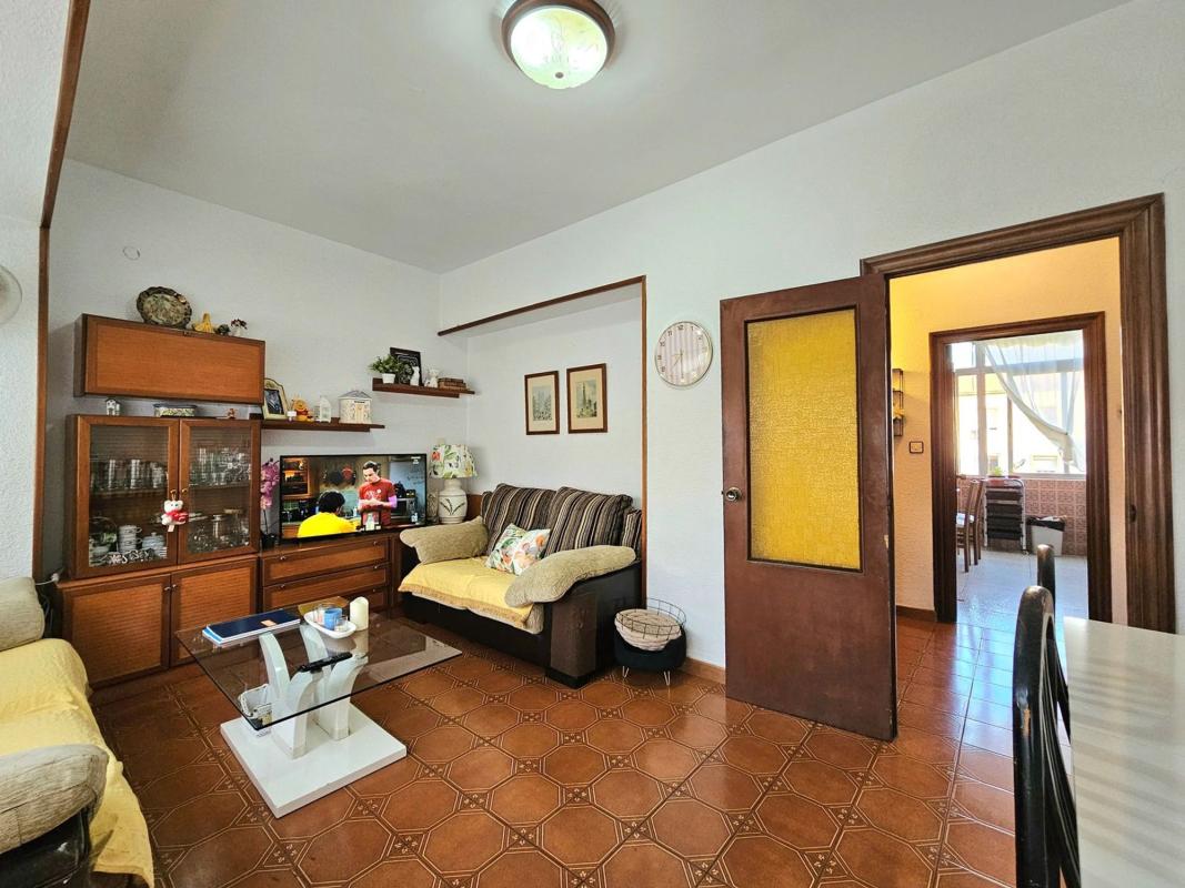 Sale of apartment in Plà del Bon Repòs-La Goteta-San Antón, Alicante
photo 3
