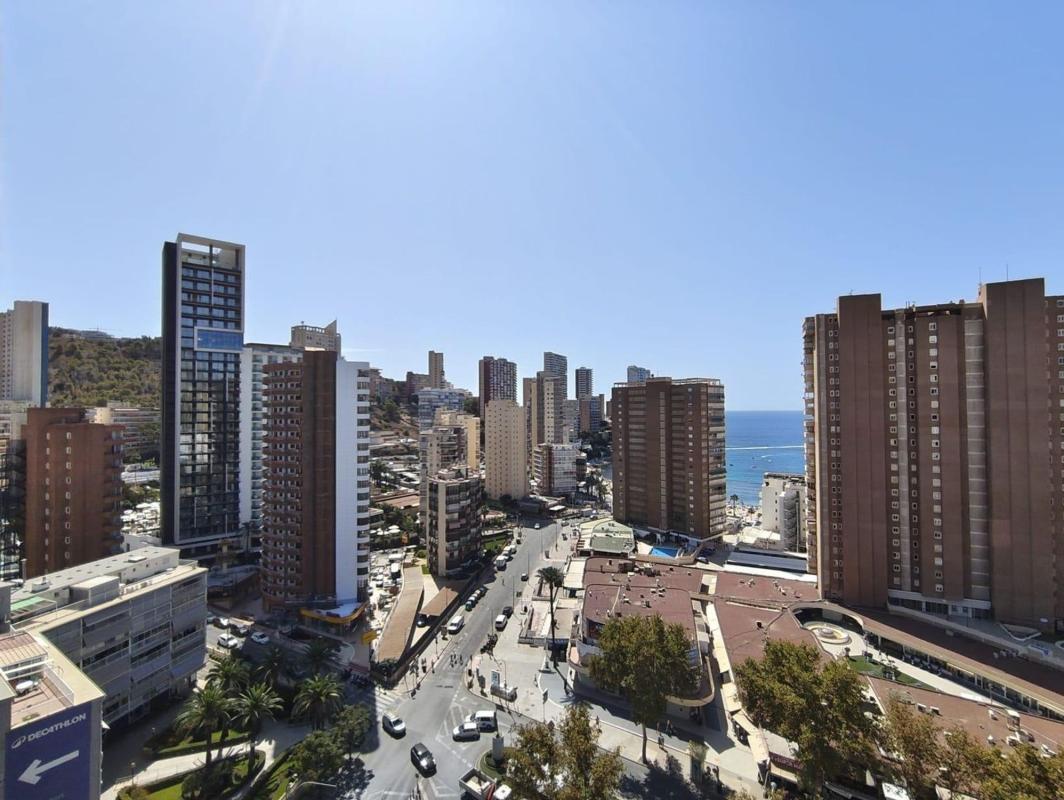 Sprzedaż mieszkania w Piso en Avenida Ametlla de Mar, Playa de Levante, Benidorm, Benidorm
photo 4