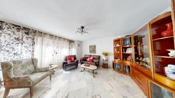 Venta de piso en Piso en Pintor Gisbert, Santo Domingo, Alicante / Alacant, Alicante / Alacant
 photo 2