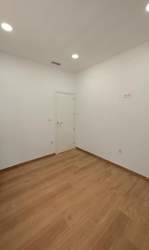 Venta de piso en Piso en Reina Victoria-Miguel Hernández, Elche / Elx, Elche / Elx
photo 5